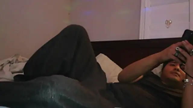 cloudyspun online show from November 11, 12:33 pm