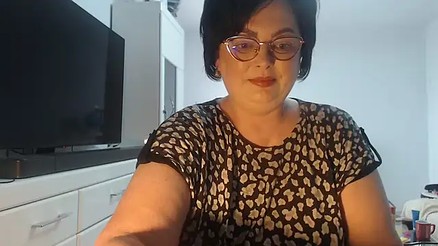 Amandamuller1982 online show from May 8, 12:31 pm