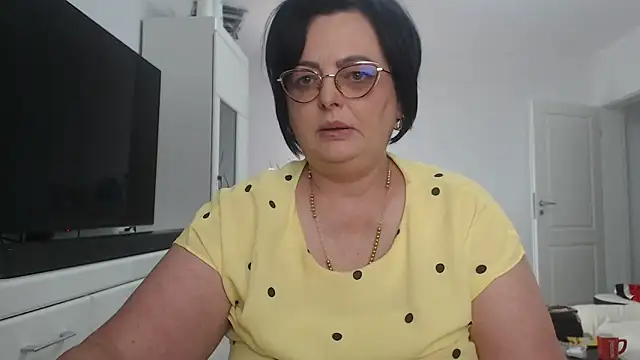 Snapshot of Amandamuller1982 chatting on June 17, 1:43 pm Amandamuller1982 online show from June 17, 1:43 pm