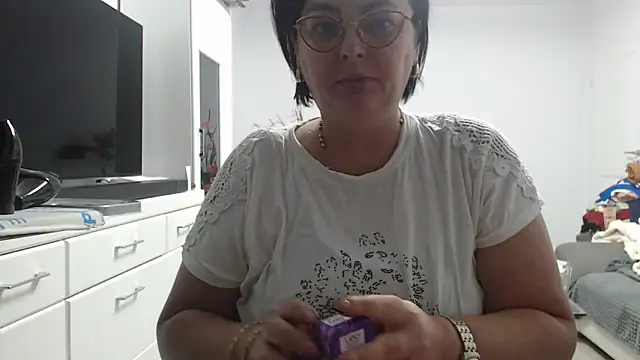 Snapshot of Amandamuller1982 chatting on November 14, 9:07 pm Amandamuller1982 online show from November 14, 9:07 pm