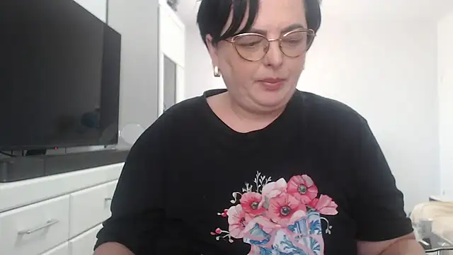 Amandamuller1982 online show from May 3, 10:09 am