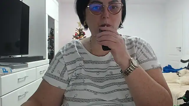 Amandamuller1982 online show from December 21, 9:22 am