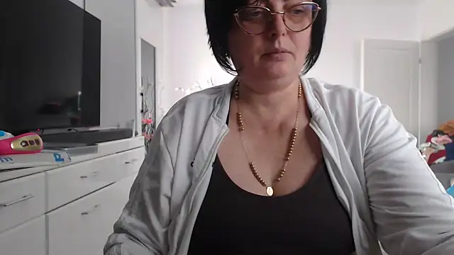 Snapshot of Amandamuller1982 chatting on November 21, 8:57 am Amandamuller1982 online show from November 21, 8:57 am