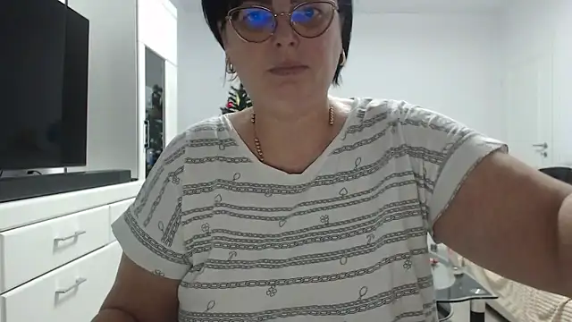 Amandamuller1982 online show from December 22, 11:27 pm