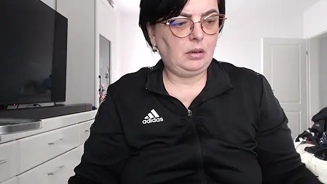 Amandamuller1982 online show from February 13, 10:37 am