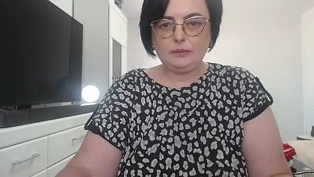 Amandamuller1982 online show from May 5, 12:08 pm