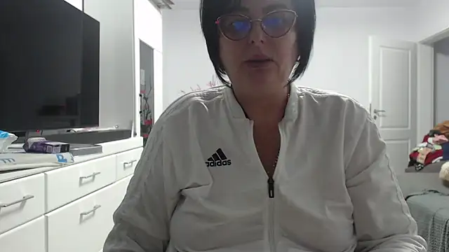 Snapshot of Amandamuller1982 chatting on November 20, 8:53 pm Amandamuller1982 online show from November 20, 8:53 pm