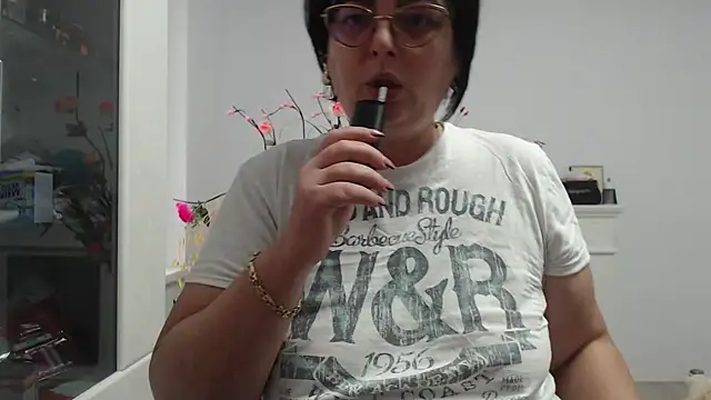 Snapshot of Amandamuller1982 chatting on November 23, 7:18 am Amandamuller1982 online show from November 23, 7:18 am