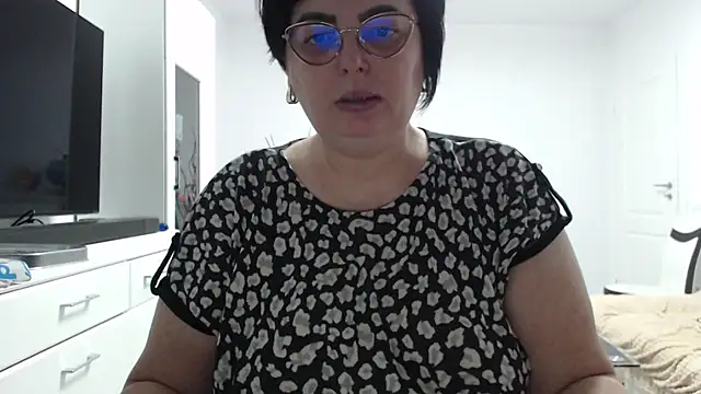 Amandamuller1982 online show from February 5, 9:16 am