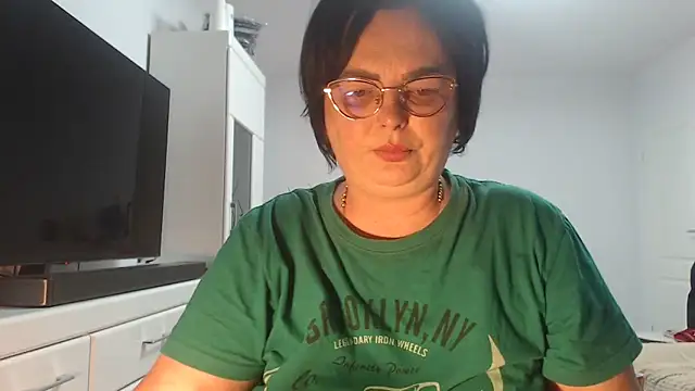 Snapshot of Amandamuller1982 chatting on June 14, 2:46 am Amandamuller1982 online show from June 14, 2:46 am