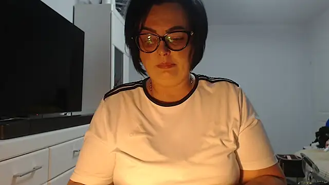 Snapshot of Amandamuller1982 chatting on July 12, 10:10 pm Amandamuller1982 online show from July 12, 10:10 pm