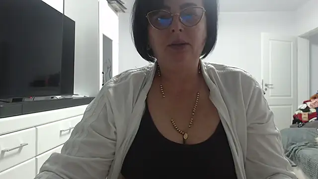 Snapshot of Amandamuller1982 chatting on November 3, 4:54 pm Amandamuller1982 online show from November 3, 4:54 pm