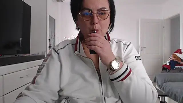 Snapshot of Amandamuller1982 chatting on November 26, 12:27 pm Amandamuller1982 online show from November 26, 12:27 pm