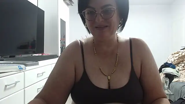 Snapshot of Amandamuller1982 chatting on October 21, 7:35 pm Amandamuller1982 online show from October 21, 7:35 pm