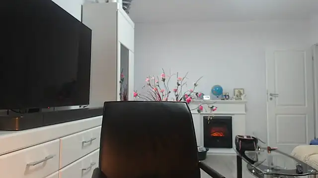 Amandamuller1982 online show from June 2, 10:37 am