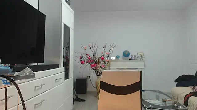 Amandamuller1982 online show from April 4, 10:05 pm