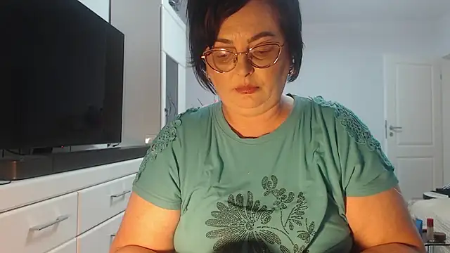 Amandamuller1982 online show from May 10, 4:53 pm