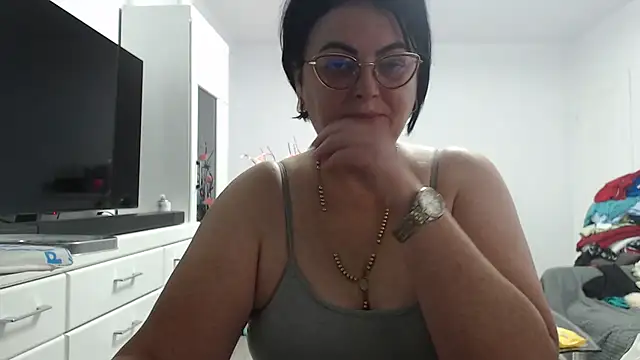 Amandamuller1982 online show from September 12, 9:42 am