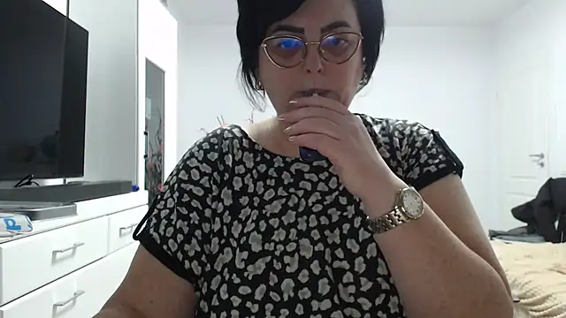 Amandamuller1982 online show from February 4, 6:36 pm