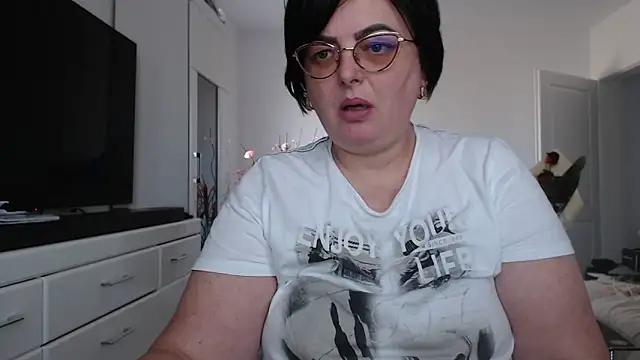 Amandamuller1982 online show from March 5, 12:13 pm