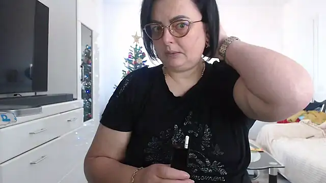 Amandamuller1982 online show from December 17, 8:08 am