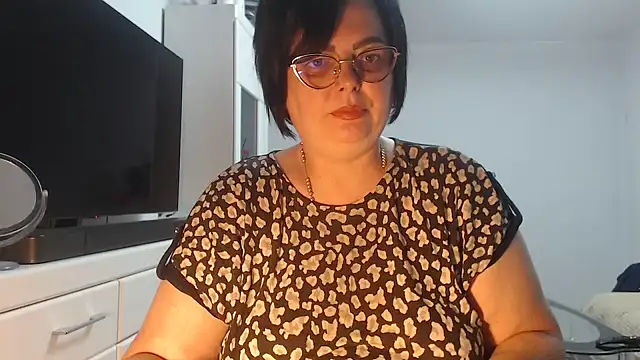 Amandamuller1982 online show from June 1, 10:31 pm