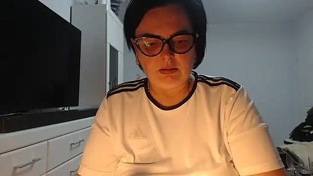 Snapshot of Amandamuller1982 chatting on July 15, 9:33 pm Amandamuller1982 online show from July 15, 9:33 pm