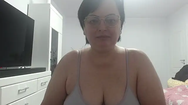 Amandamuller1982 online show from February 28, 5:04 am