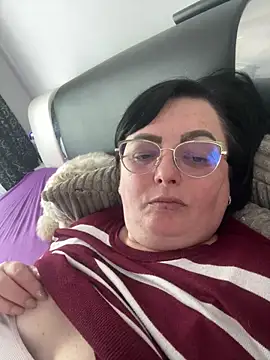 Amandamuller1982 online show from March 10, 1:10 pm