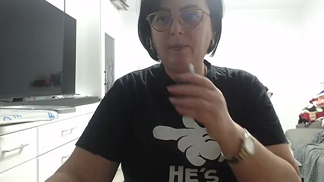 Snapshot of Amandamuller1982 chatting on November 5, 8:23 pm Amandamuller1982 online show from November 5, 8:23 pm