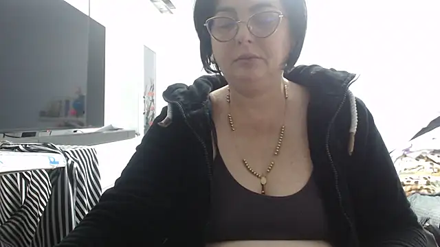 Snapshot of Amandamuller1982 chatting on October 25, 10:43 pm Amandamuller1982 online show from October 25, 10:43 pm