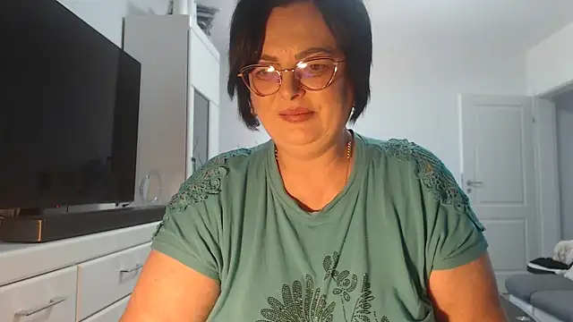 Snapshot of Amandamuller1982 chatting on June 15, 12:27 pm Amandamuller1982 online show from June 15, 12:27 pm