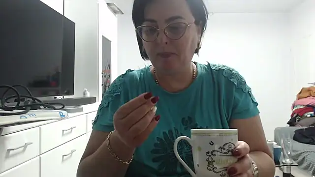 Amandamuller1982 online show from October 12, 6:53 pm