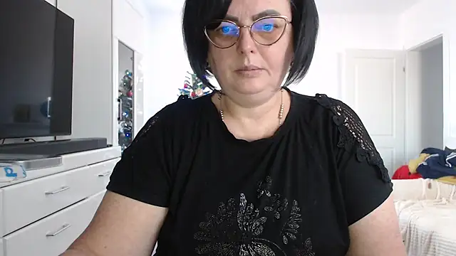 Amandamuller1982 online show from December 16, 7:34 am