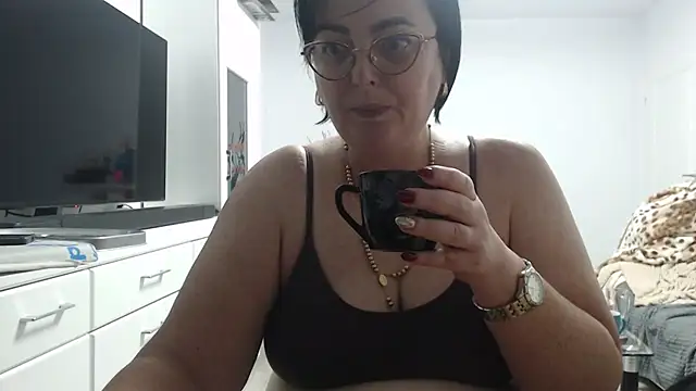 Snapshot of Amandamuller1982 chatting on October 20, 8:09 pm Amandamuller1982 online show from October 20, 8:09 pm