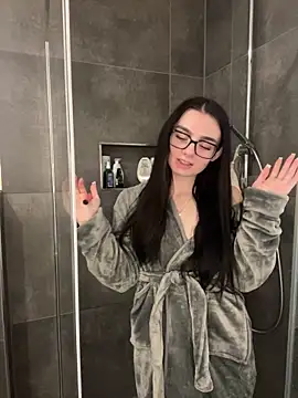 Snapshot of AdelinaAlia chatting on November 18, 10:51 am AdelinaAlia online show from November 18, 10:51 am