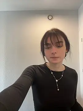 AdelinaAlia online show from April 24, 10:17 am