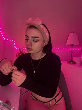 AdelinaAlia online show from February 18, 7:32 pm