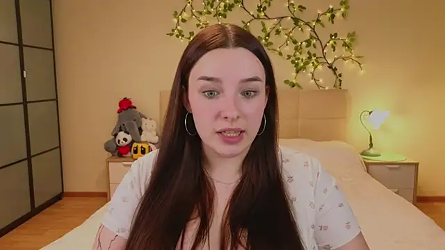 CookyDaisy online show from May 11, 9:45 pm