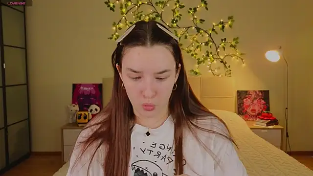 CookyDaisy online show from March 26, 8:40 pm