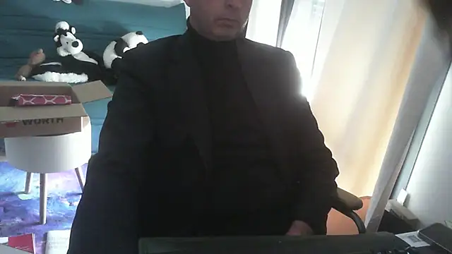 Snapshot of shyfrenchcock1 chatting on January 9, 12:41 pm shyfrenchcock1 online show from January 9, 12:41 pm