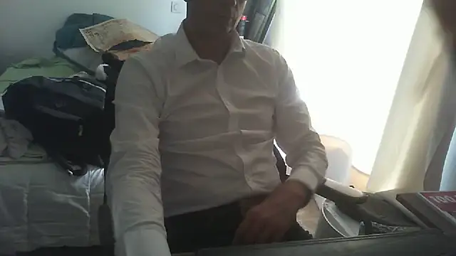 Snapshot of shyfrenchcock1 chatting on July 21, 7:53 am shyfrenchcock1 online show from July 21, 7:53 am