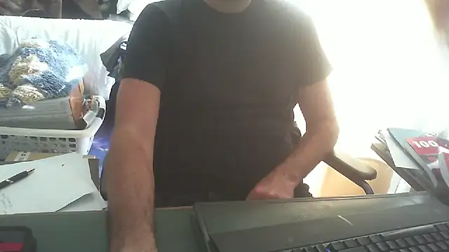 Snapshot of shyfrenchcock1 chatting on September 19, 9:57 am shyfrenchcock1 online show from September 19, 9:57 am