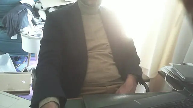 shyfrenchcock1 online show from March 19, 1:22 pm