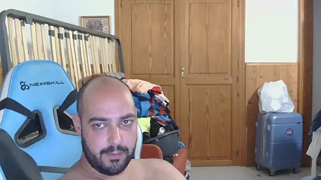 Snapshot of chicomallorca96 chatting on June 7, 4:34 pm chicomallorca96 online show from June 7, 4:34 pm