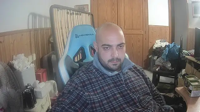 chicomallorca96 online show from November 17, 5:39 pm