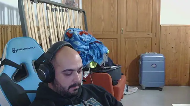 Snapshot of chicomallorca96 chatting on March 8, 4:32 pm chicomallorca96 online show from March 8, 4:32 pm
