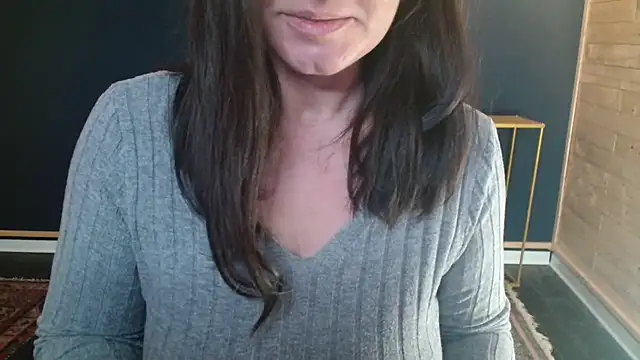 Snapshot of NovaBabe21 chatting on February 7, 10:34 am NovaBabe21 online show from February 7, 10:34 am