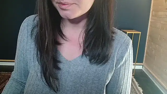 Snapshot of NovaBabe21 chatting on February 5, 6:09 am NovaBabe21 online show from February 5, 6:09 am