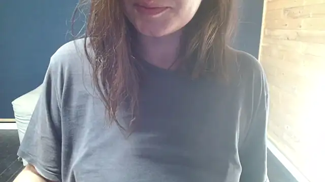 Snapshot of NovaBabe21 chatting on September 14, 10:04 am NovaBabe21 online show from September 14, 10:04 am